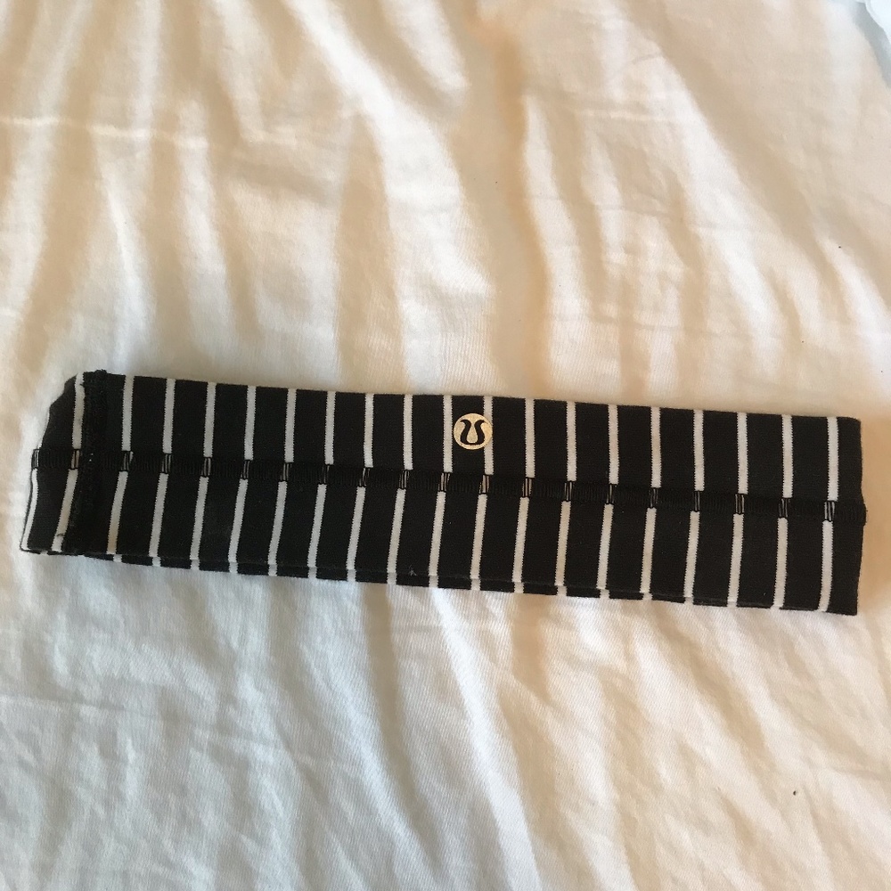 Black and White Striped Lululemon Headband